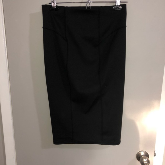 4 for 35 ✨ black Zara bodycon skirt - Picture 4 of 7